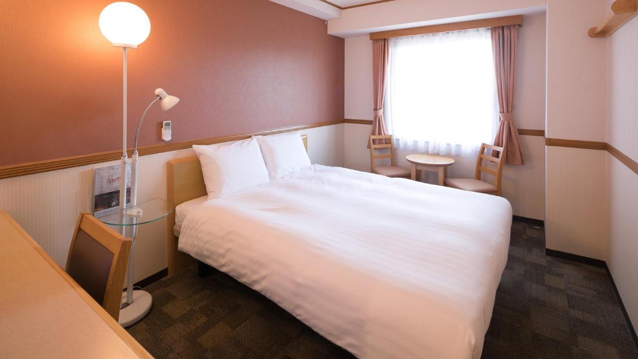 Toyoko Inn Aioi Eki Shinkansen Guchi Екстер'єр фото