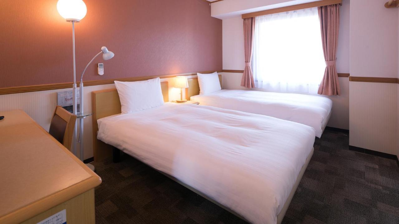 Toyoko Inn Aioi Eki Shinkansen Guchi Екстер'єр фото