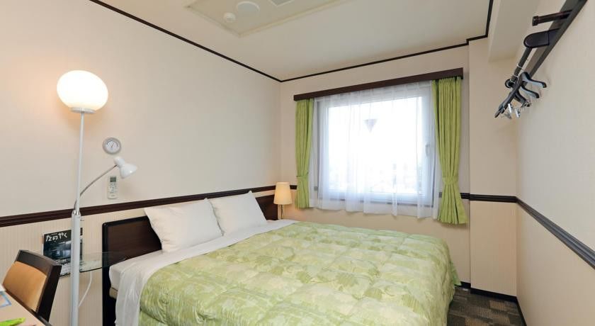 Toyoko Inn Aioi Eki Shinkansen Guchi Екстер'єр фото