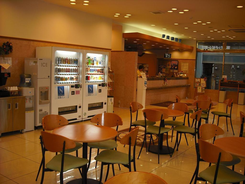 Toyoko Inn Aioi Eki Shinkansen Guchi Екстер'єр фото